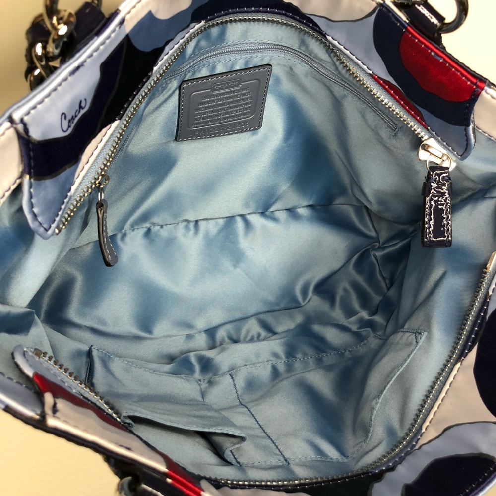 Coach Purse - Picture 6 of 7